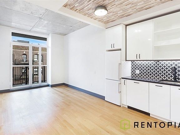 2nd image of 889 Bushwick Ave #229