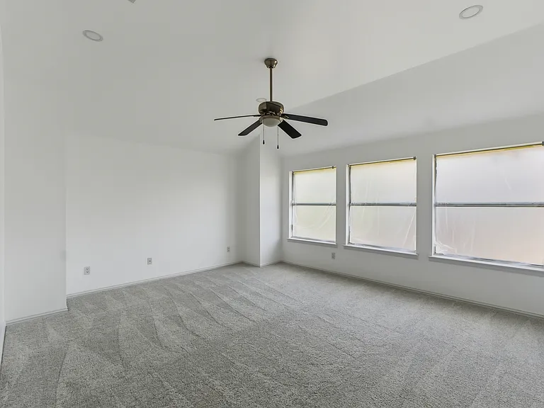 5001 Spicewood Dr — Photo 22