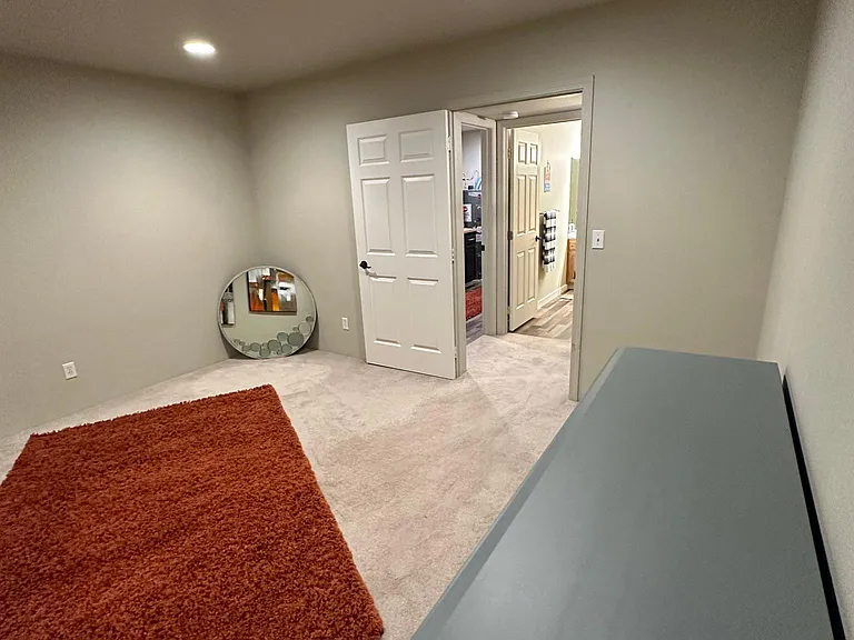 217 San Remo Ln #BASEMENT — Photo 5