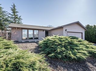 2982 Seckel St, Medford, OR 97504