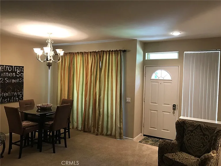1039 S Positano Ave — Photo 15