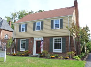 3685 Sutherland Rd, Shaker Heights, OH 44122