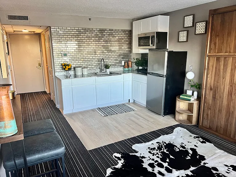 TEAK Apartments — Photo 53