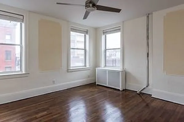 Rented by Sterling Holdings | media 11