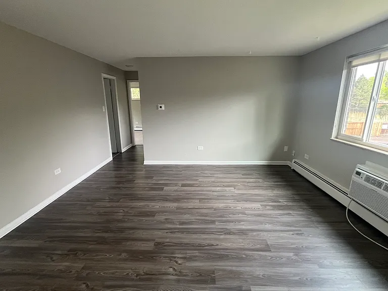 Oak North Apartments — Photo 15