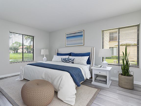 4th image of 614 Sea Pine Way APT E1