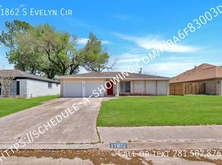 11862 S Evelyn Cir, Houston, TX 77071
