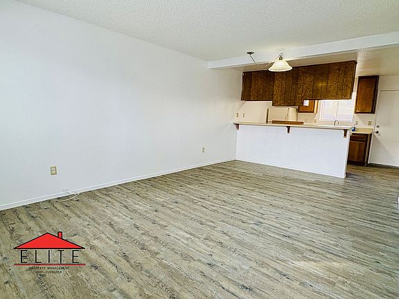 5th image of 121 N Gateway Blvd APT 30