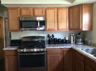 1880 Kingman Dr, Elgin, IL 60123