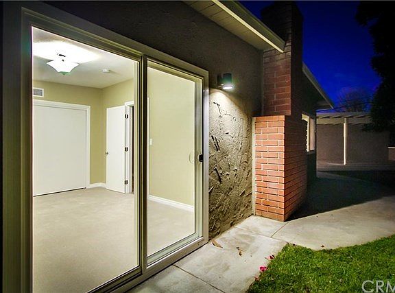 4th image of 1359 E Loma Vista St