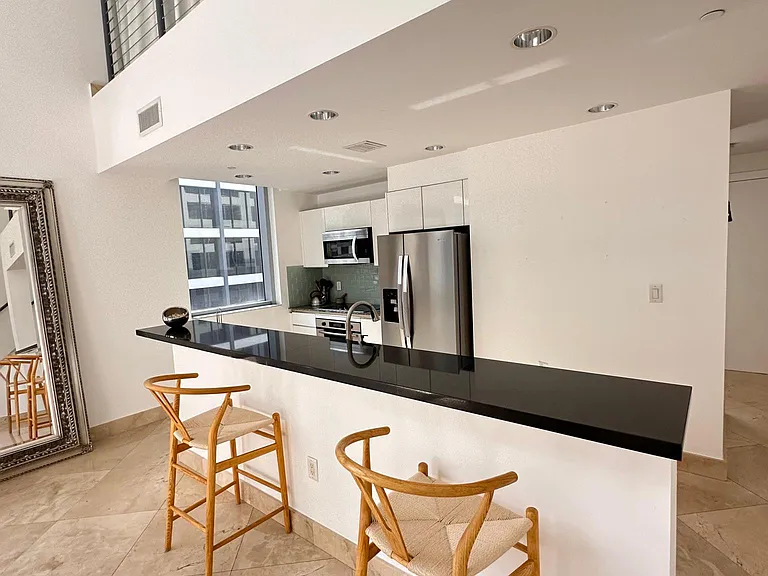 1060 Brickell Ave #413 — Photo 10