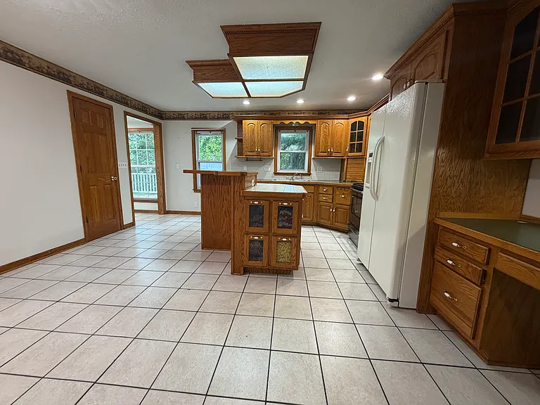 6422 Edison St NE — Photo 13