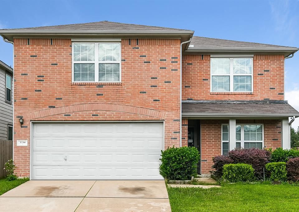 1st image of 2230 Lawn Crest Dr