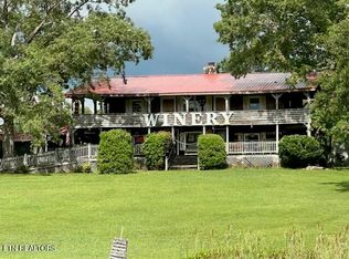 1817 Delano Rd, Delano, TN 37325