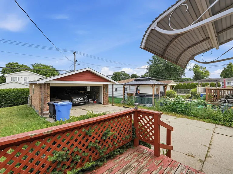 5023 N Natoma Ave — Photo 16