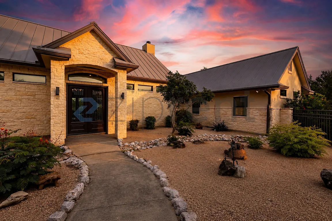 4 bed, 2.5 bath, 3574 sqft, $4,500 — Photo 1