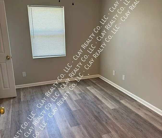920L Highland Ave — Photo 7