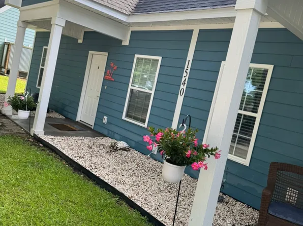 1540 Randall St SW, Ocean Isle Beach, NC 28469