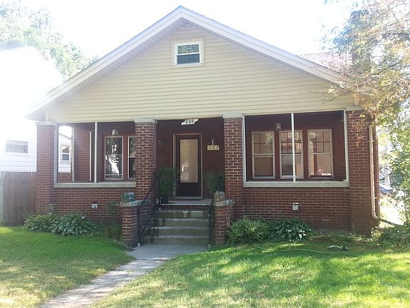 3rd image of 502 E Lincoln Ave #1