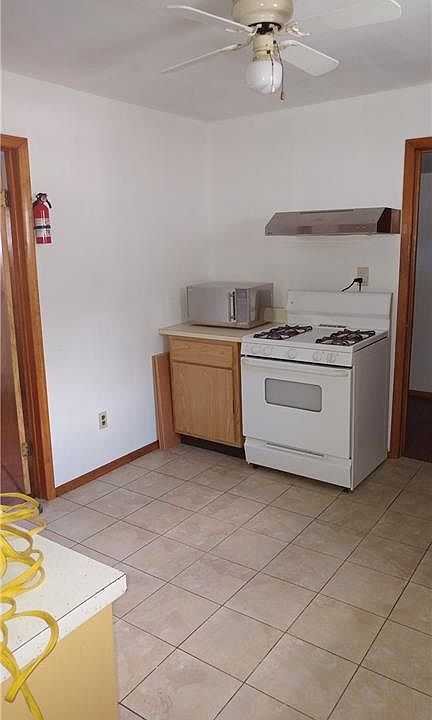 2nd image of 729 Bordentown Ave #B