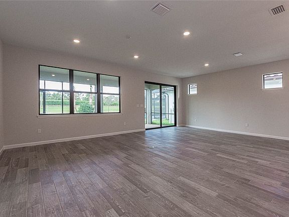 5th image of 4655 Pratt Cir