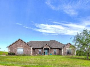 1806 Classic Run, Guthrie, OK 73044