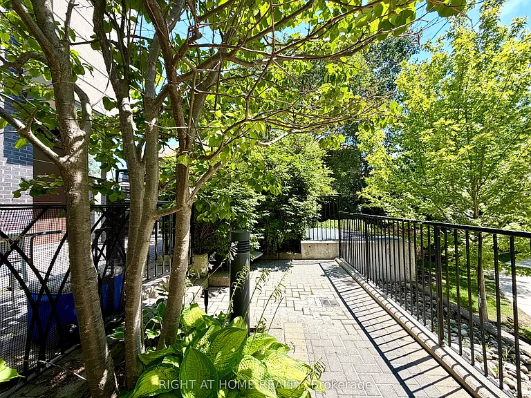 15 Valhalla Inn Rd #1 — Photo 21