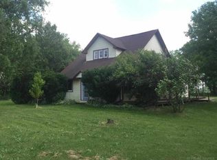 31870 Pratt Rd, Richmond, MI 48062