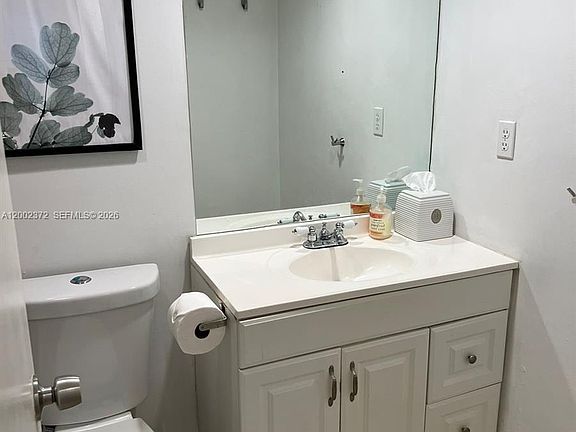 5th image of 3901 S Ocean Dr Suite 1B
