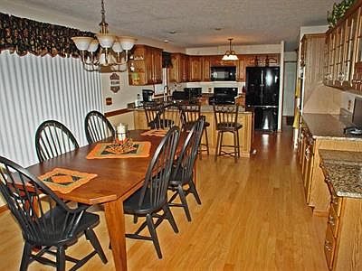 5th image of 97 Dipino Dr