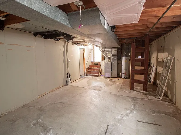 2207 Bushnell Dr — Photo 42