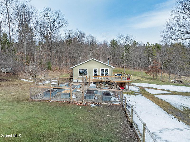 2nd image of 92 Dickensen Road