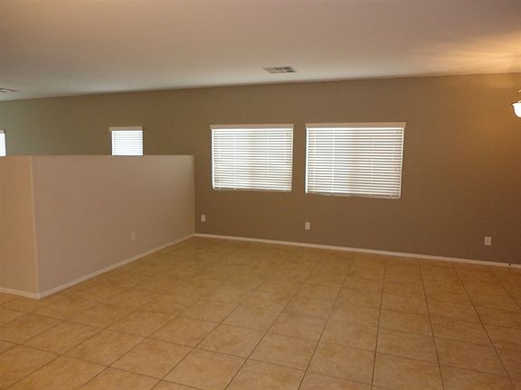 5th image of 796 W Agrarian Hills Dr