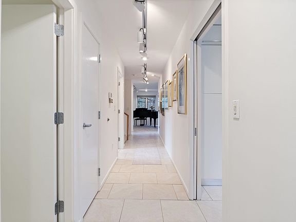 5th image of 15 Masefield Road