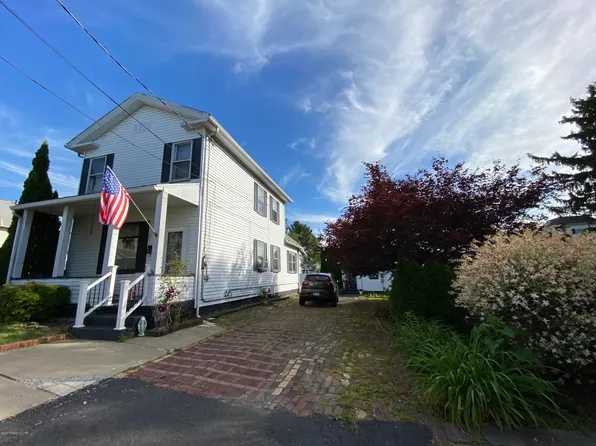 49 Dodson Ln, Wilkes Barre, PA 18702