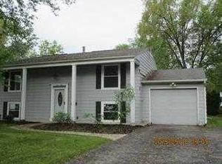 4551 Framingham Dr, Sylvania, OH 43560