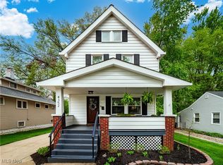 4352 W 227th St, Fairview Park, OH