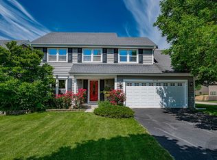 2253 Briarhill Dr, Naperville, IL