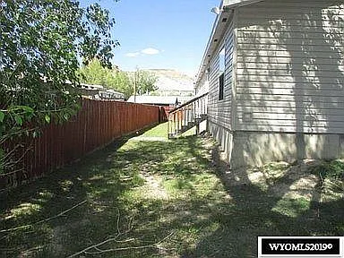40 W 4th South St — Photo 2