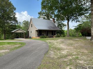 286 Lavelle Odom Rd, Poplarville, MS 39470