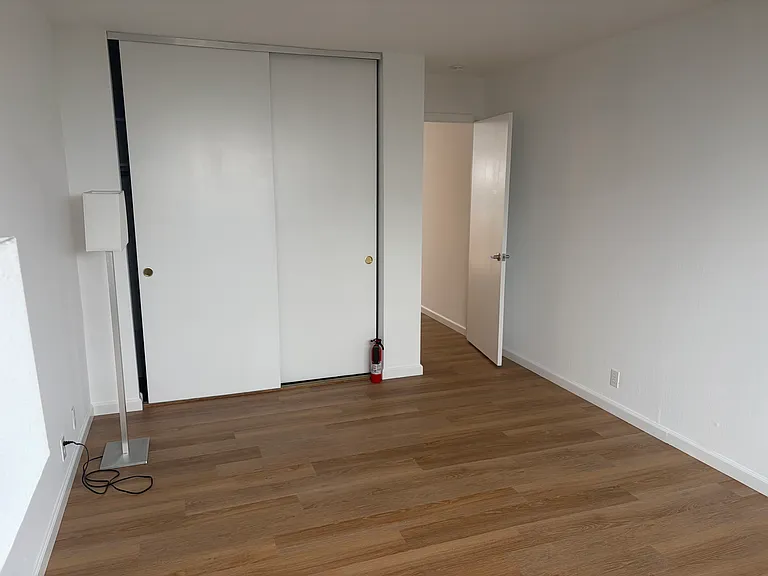 1438 Laurel St #1 — Photo 4