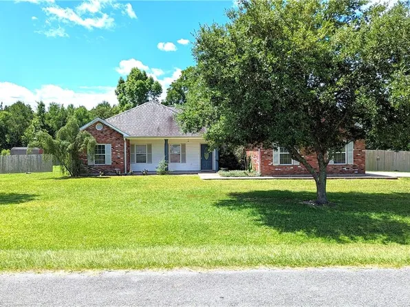 545 Delia Dr, Leesville, LA 71446