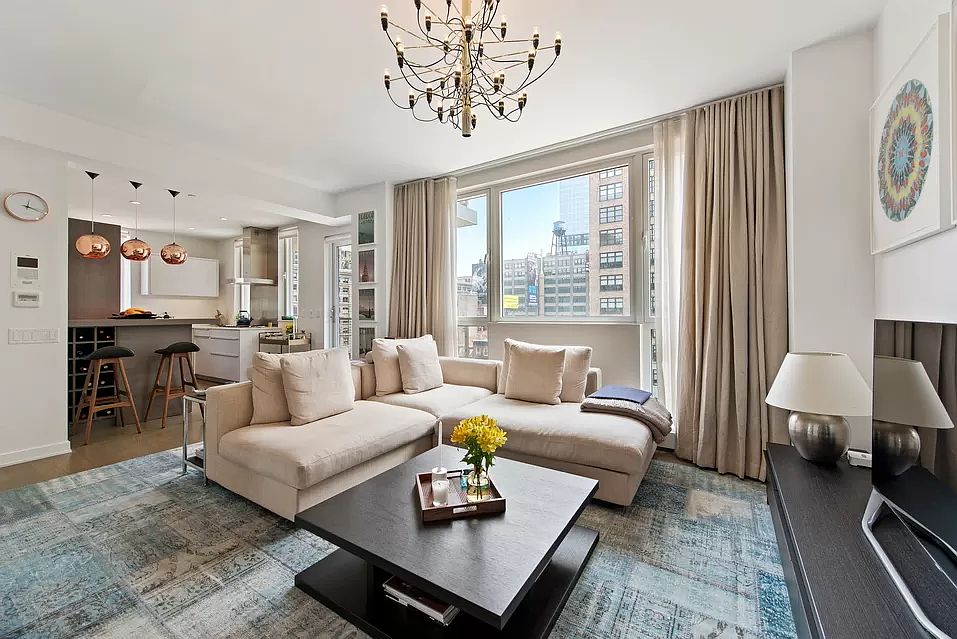 1st image of 22 Renwick St #7B