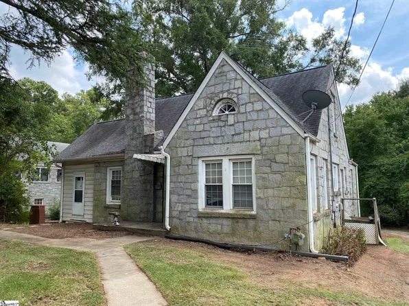 415 W Farley Ave, Laurens, SC 29360
