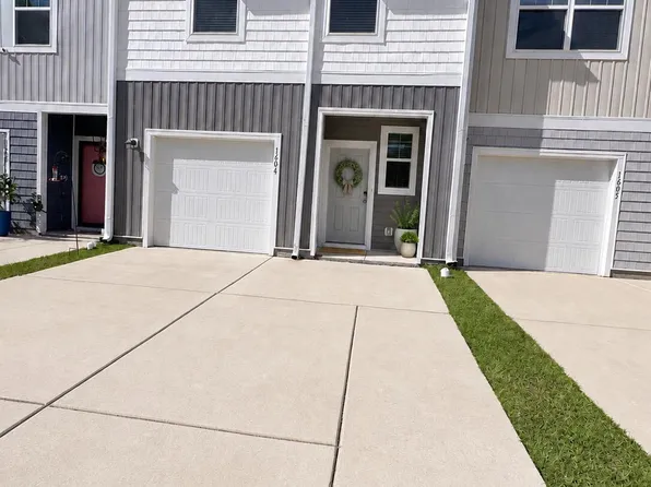 1604 Scarlett Maple St, Summerville, SC 29486