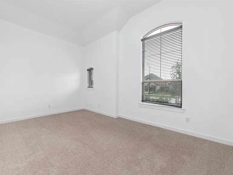 7315 Camden Crestwood Way — Photo 19