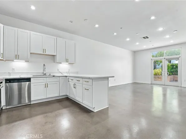 435 W Center St, Anaheim, CA 92805