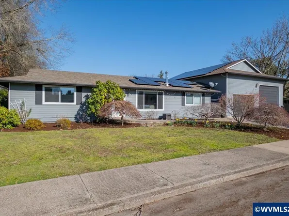 4555 Beth St NE, Salem, OR 97301