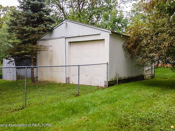 4th image of 540 S McRoberts St