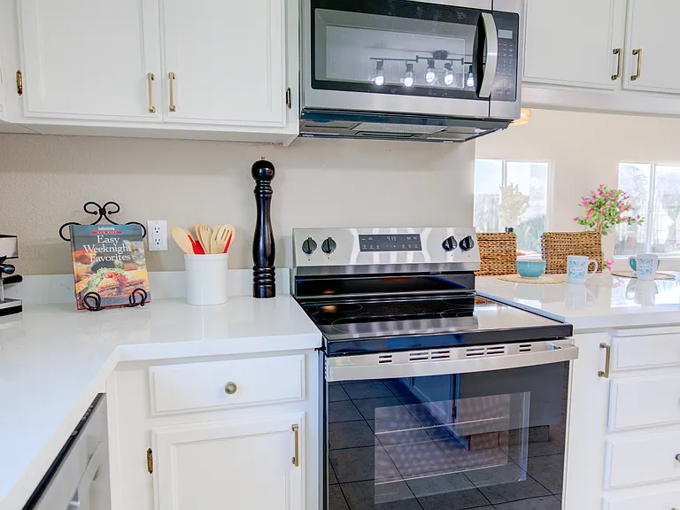 3546 Paseo Verde Ave — Photo 5